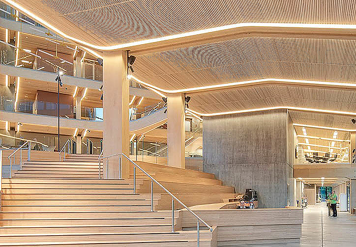 Tre er et klimavennlig byggemateriale. Her fra Finansparken i Stavanger. Foto: Sindre Ellingsen