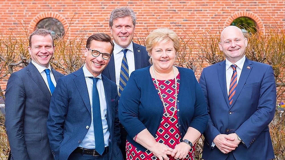 Statsminister Erna Solberg og hennes nordiske partikollegaer. Foto: Moderaterna.